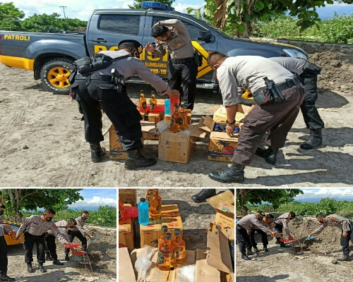 Satuan Sabhara Polres Sumbawa Musnahkan Puluhan Botol Miras