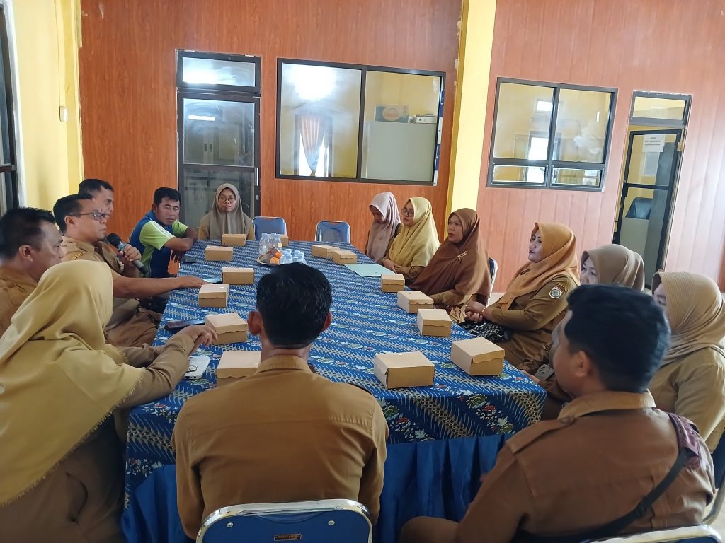 Lomba Perpustakaan Desa, Pemdes Poto Tano Gelar Rapat Persiapan.